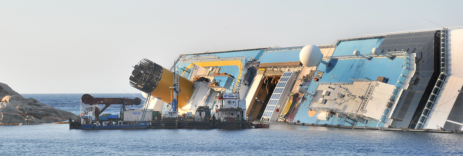 COSTA CONCORDIA WRECK PARBUCKLING AND REMOVAL Treviiicos